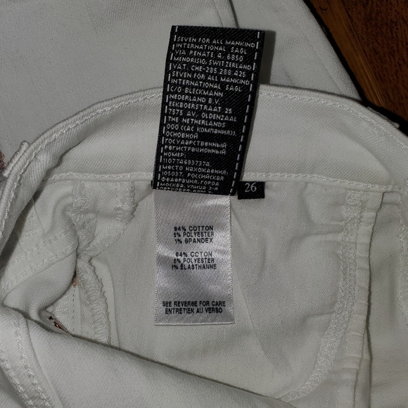 7 For All Mankind White Jeans with Pink Trim NWT - Picture 7 of 13